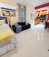 Renta Vacacional - Romantic Ocho Rios Escape:Sea Views, 2 Pools & Alexa Smarthome