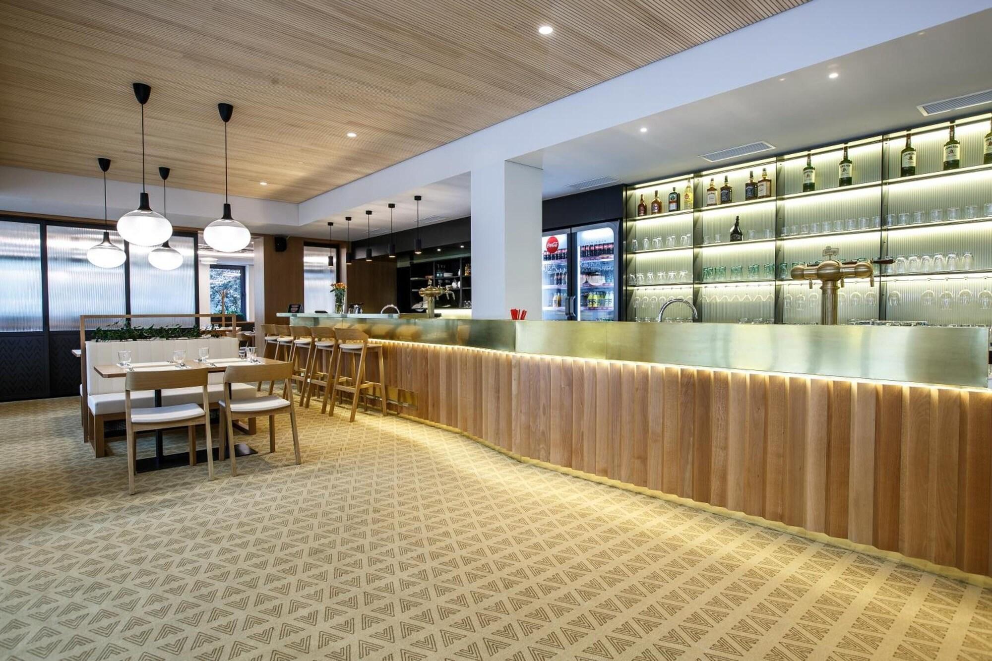 Bar/Salón Hotel Rajka