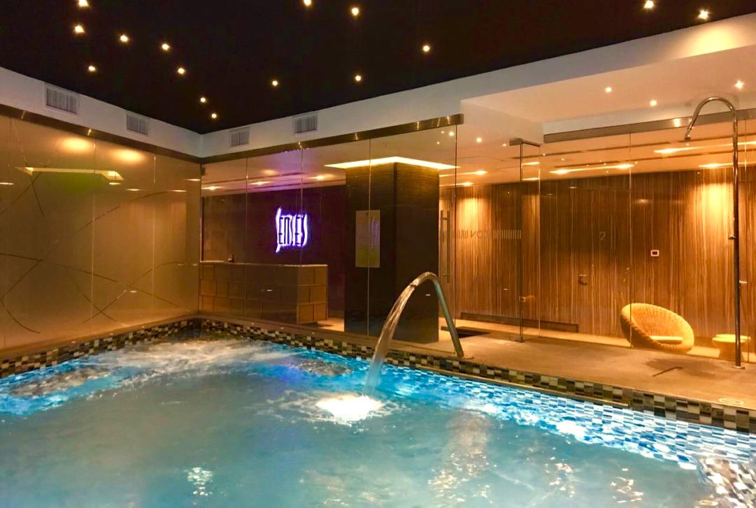 Vista Piscina Icon Hotel