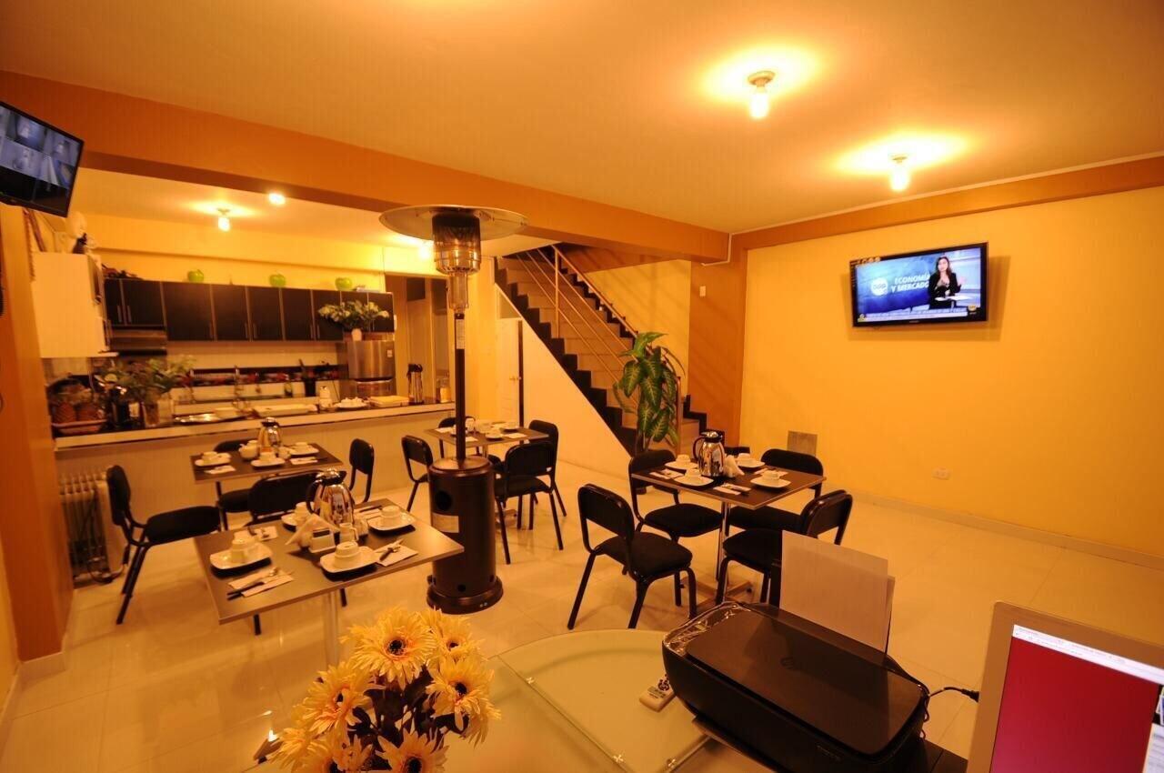 Vista Lobby CASA DORADA Y TOURS
