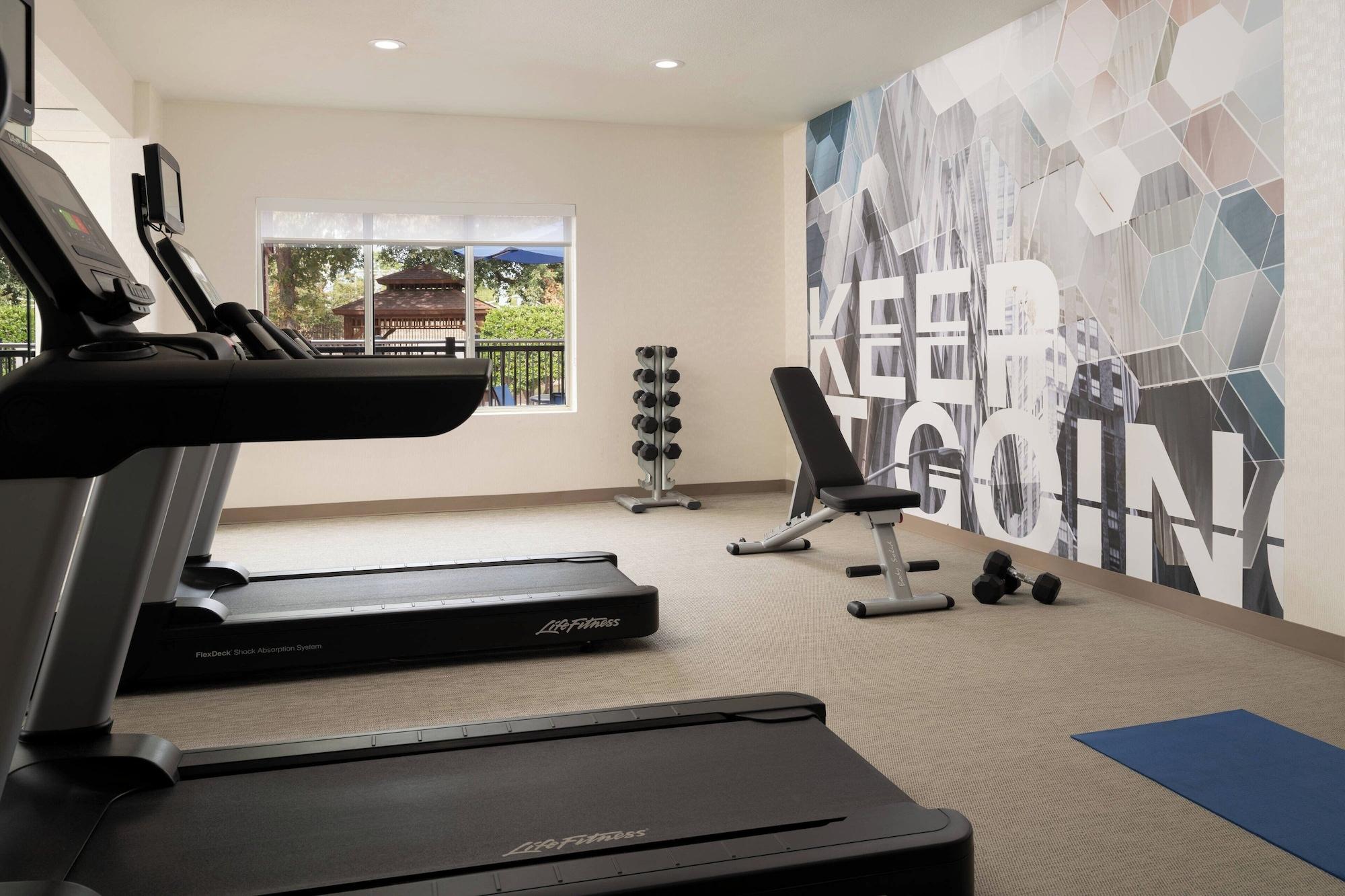 Gimnasio SpringHill Suites Dallas Arlington North