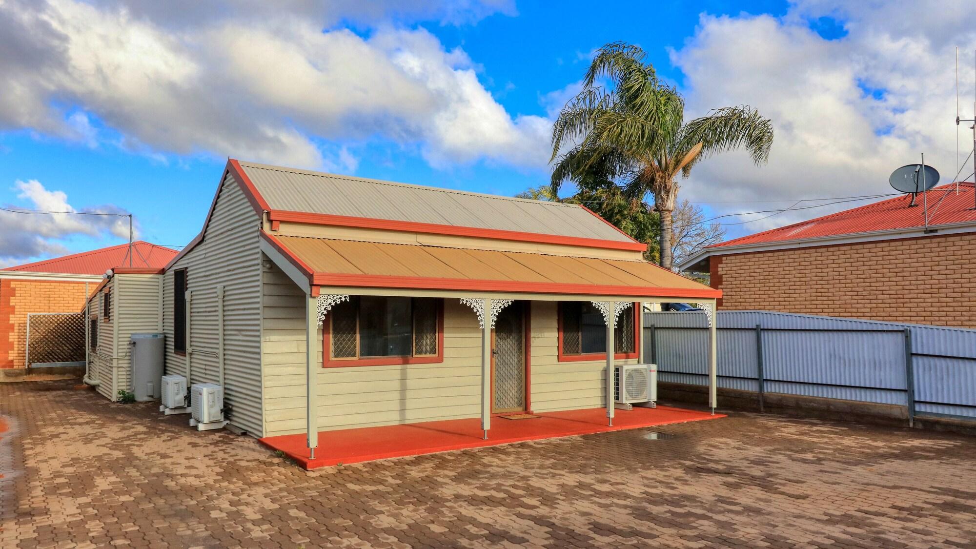 Comodidades del Alojamiento Charles Rasp Motor Inn & Cottages