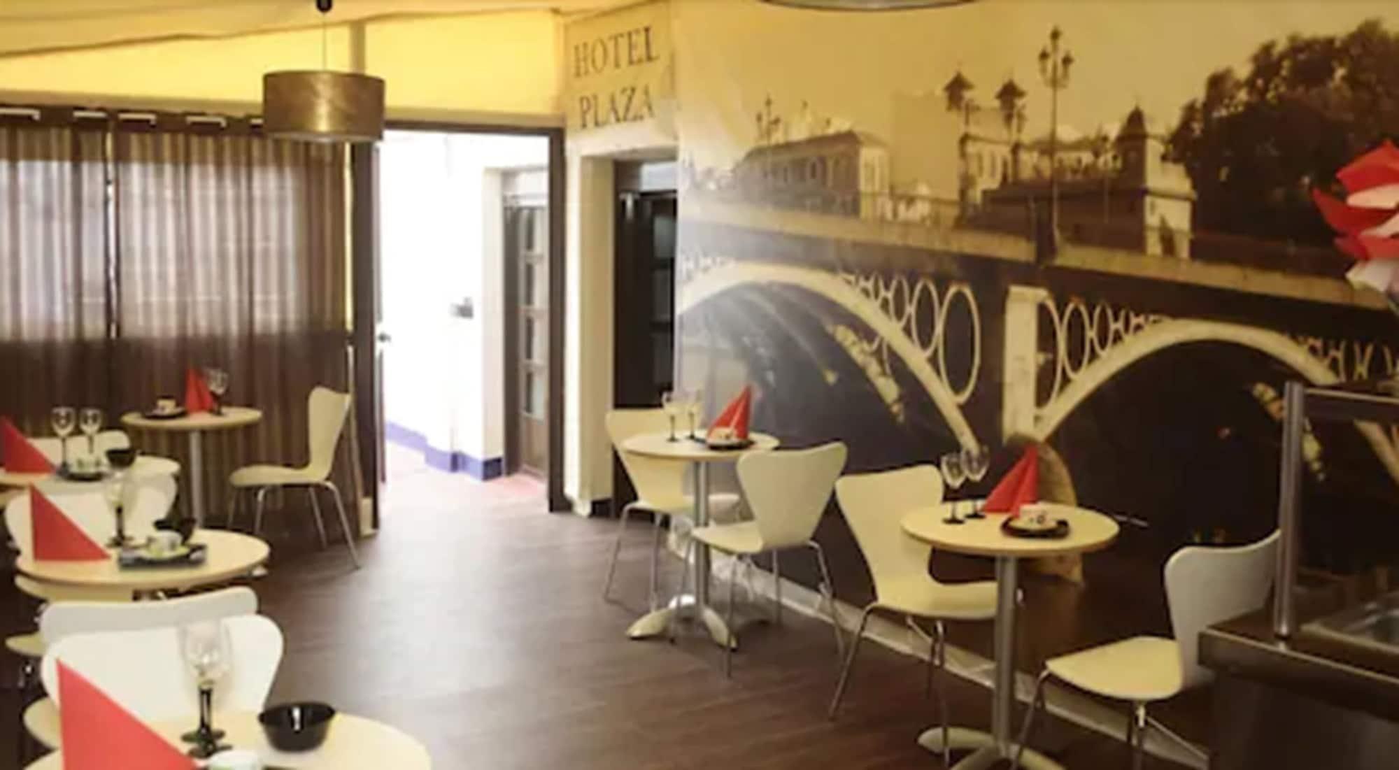 Bar/Salón Hotel Plaza