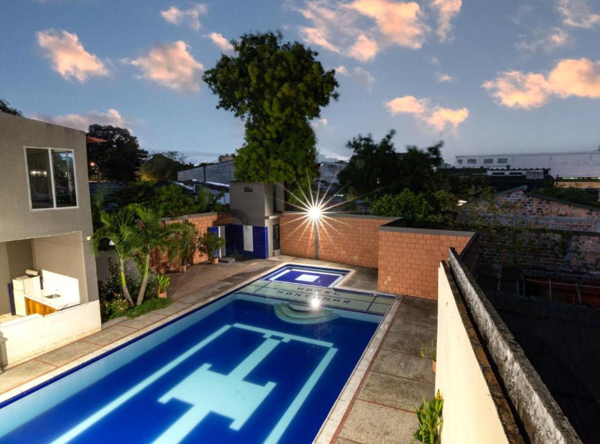 Vista Piscina Hotel Montanar HOME