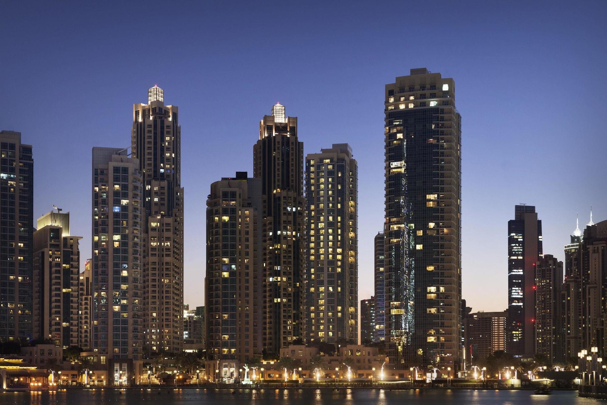 Vista Exterior Ramada by Wyndham Downtown Dubai