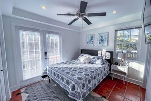 Alquiler Vacacional - Sunset Hideaway-Waterfront view Villa with Pool