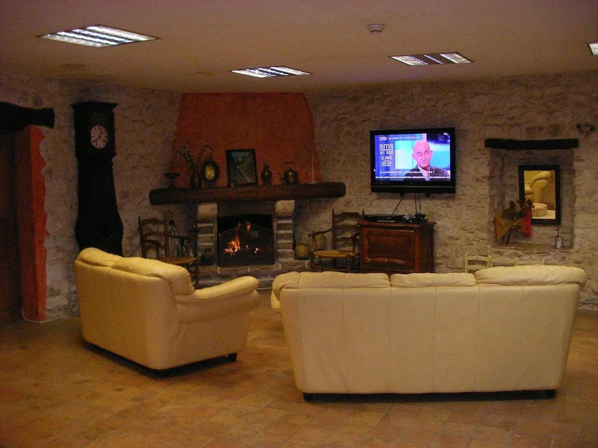 Vista Lobby Logis Hotel l'Esquielle