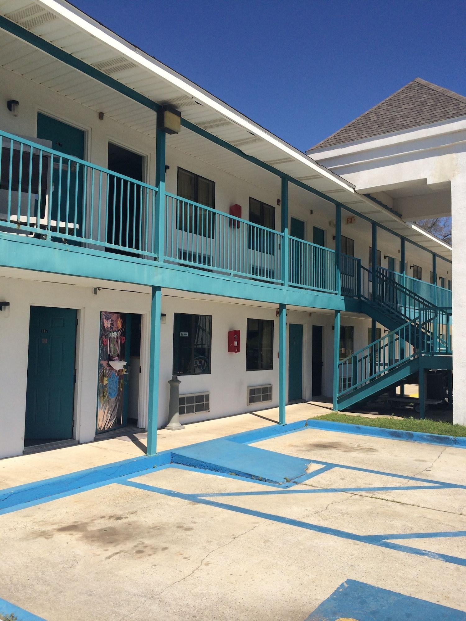 Vista Exterior Econo Lodge Biloxi Beach