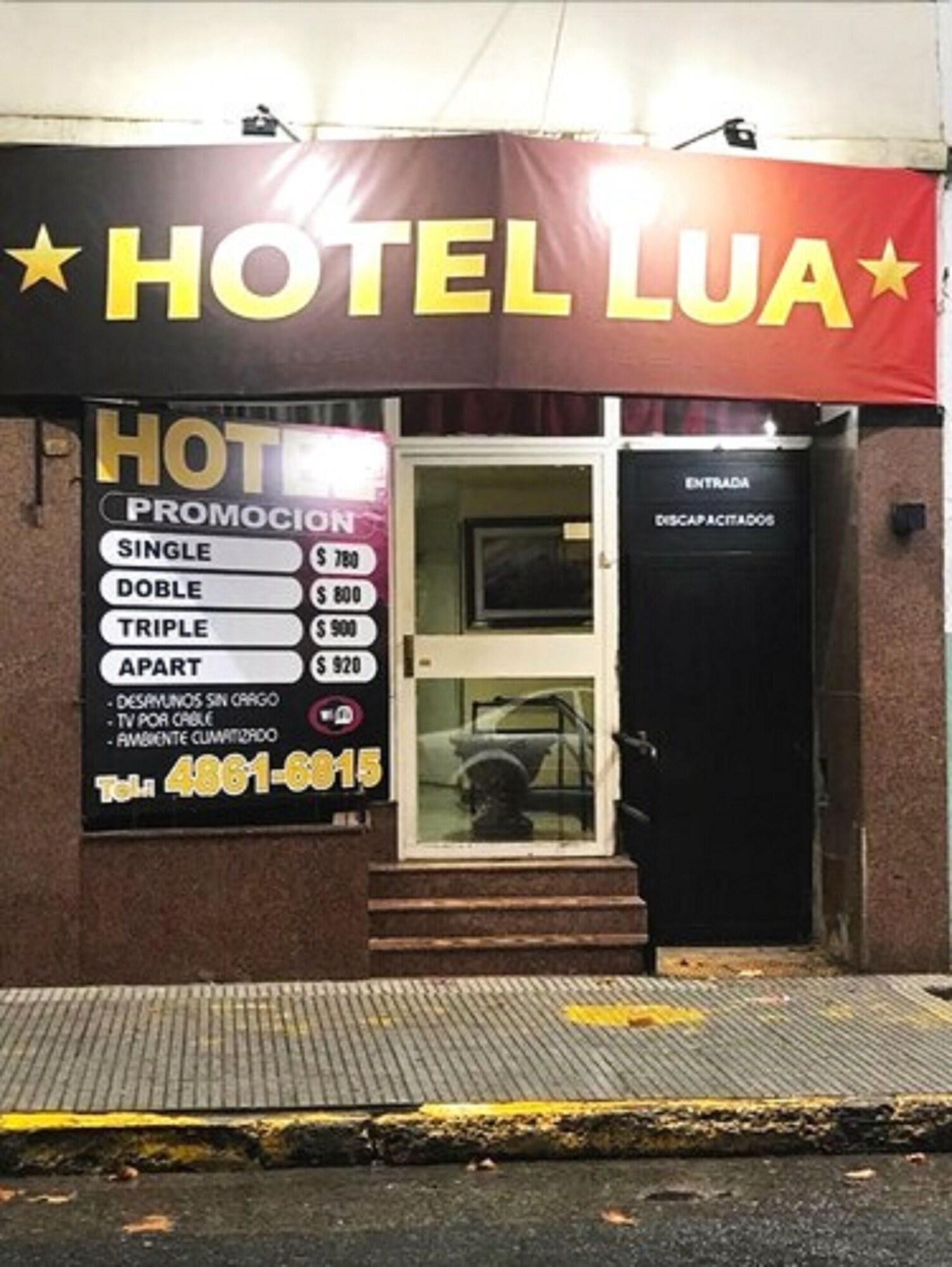 Vista Exterior Hotel Lua