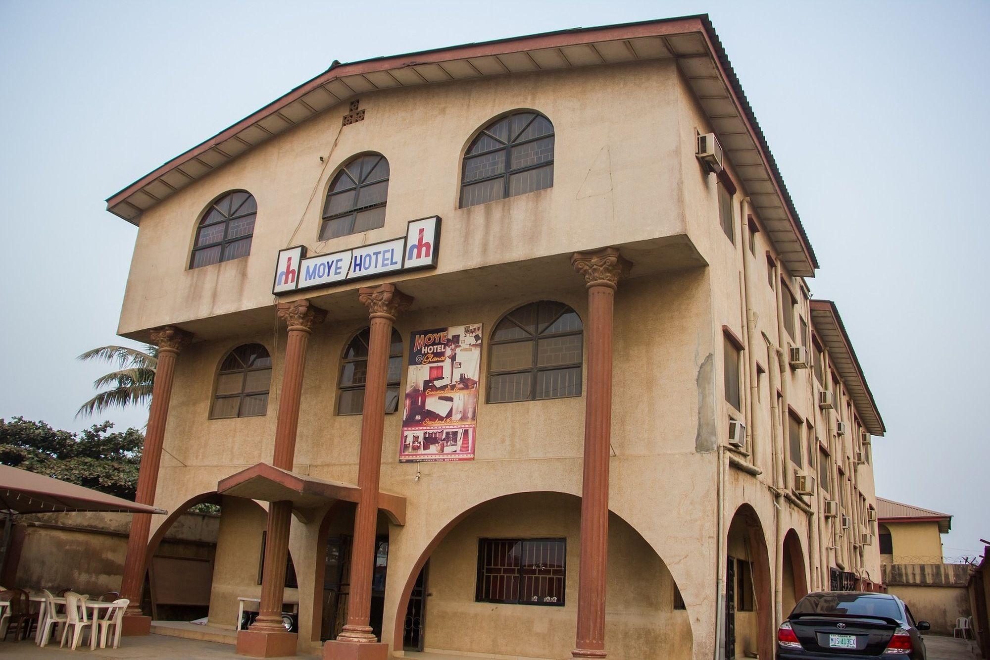Vista Exterior Moye Hotel