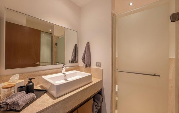 Cancun 2 Bedroom Luxury Vila with Marina View - Los mejores hoteles todo incluido en Playa Mujeres, México