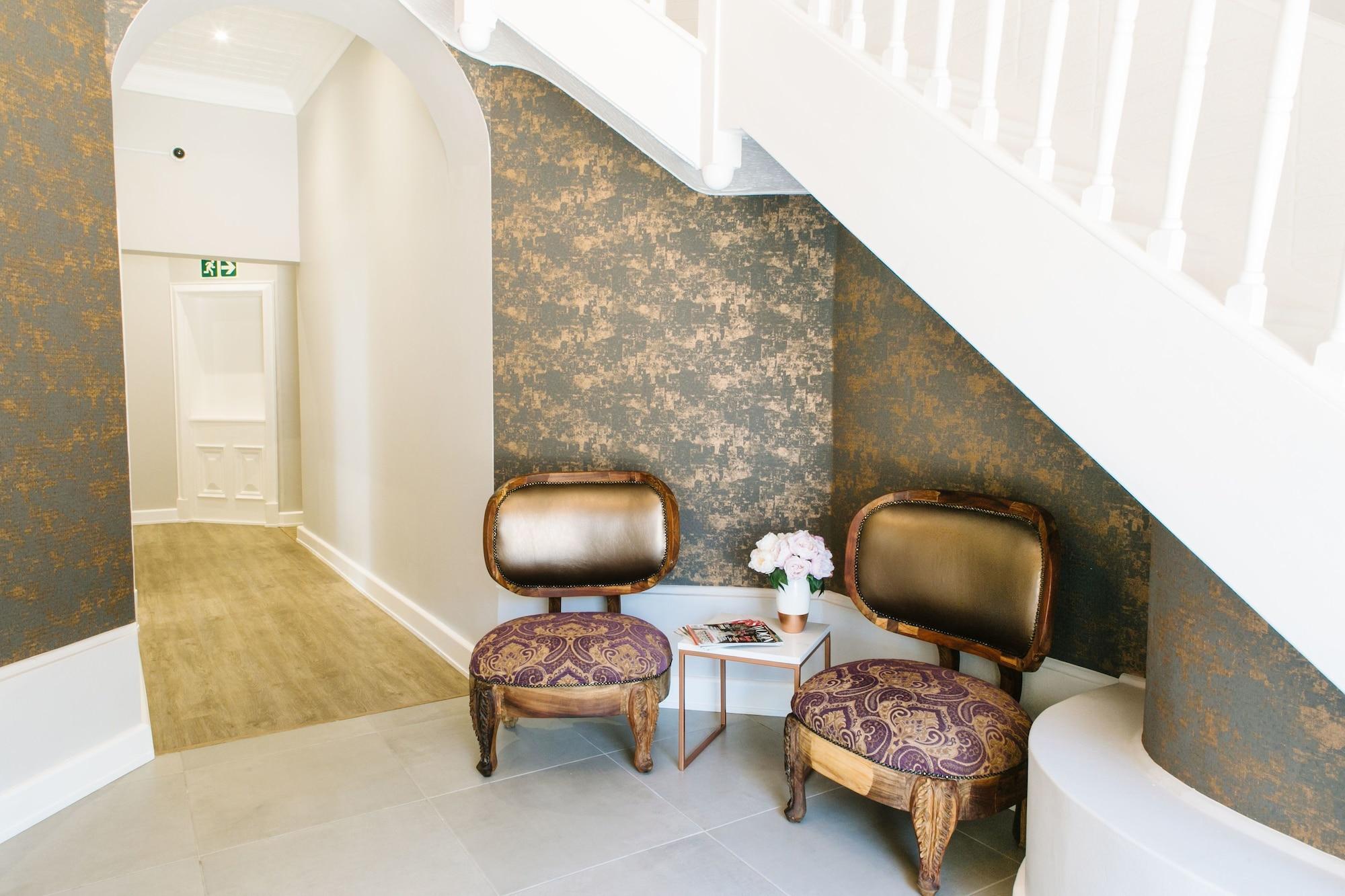 Vista Lobby 30 on Whites Guesthouse