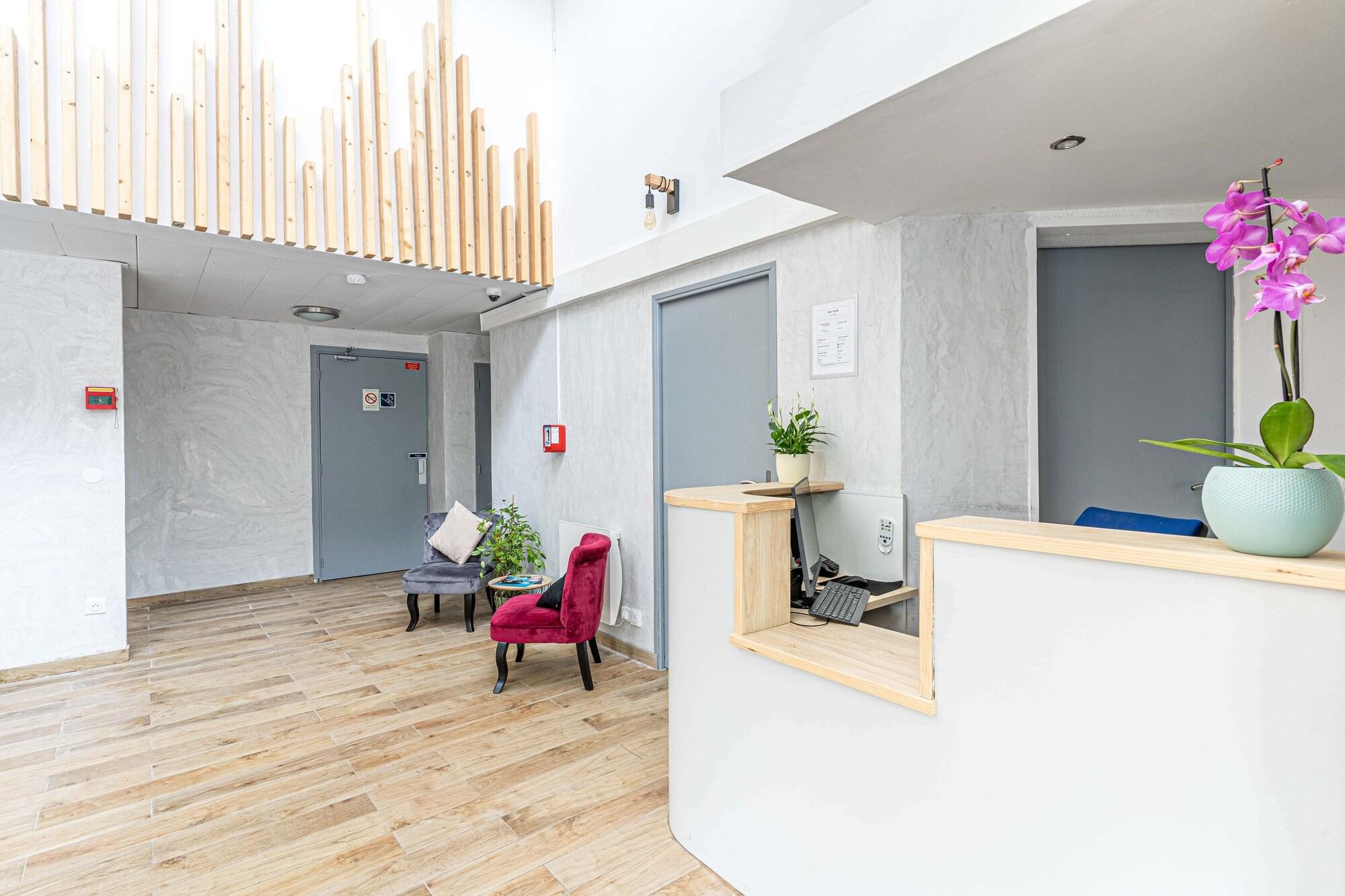 Vista Lobby Fasthotel Cléon Rouen Sud