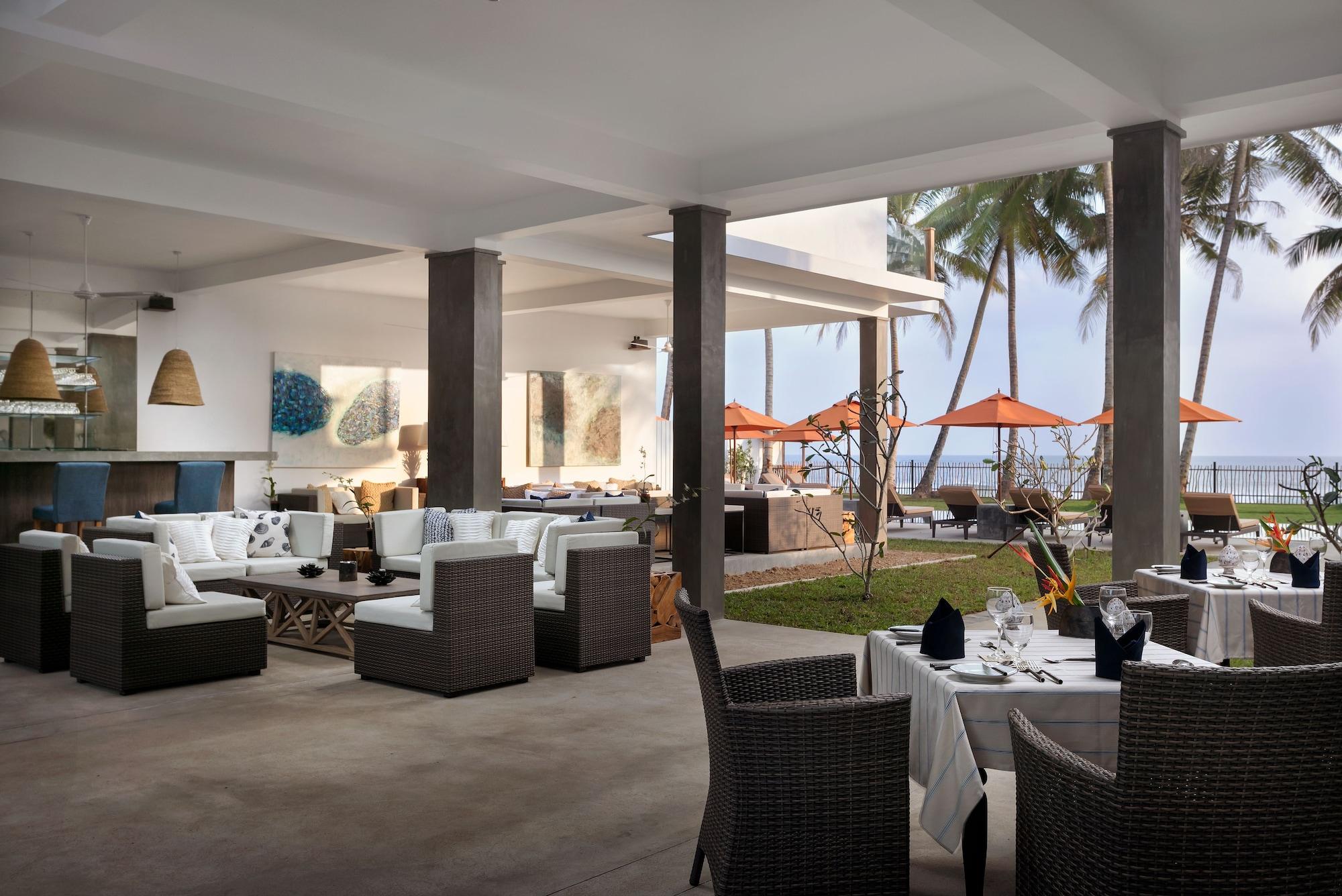 Vista Lobby KK Beach