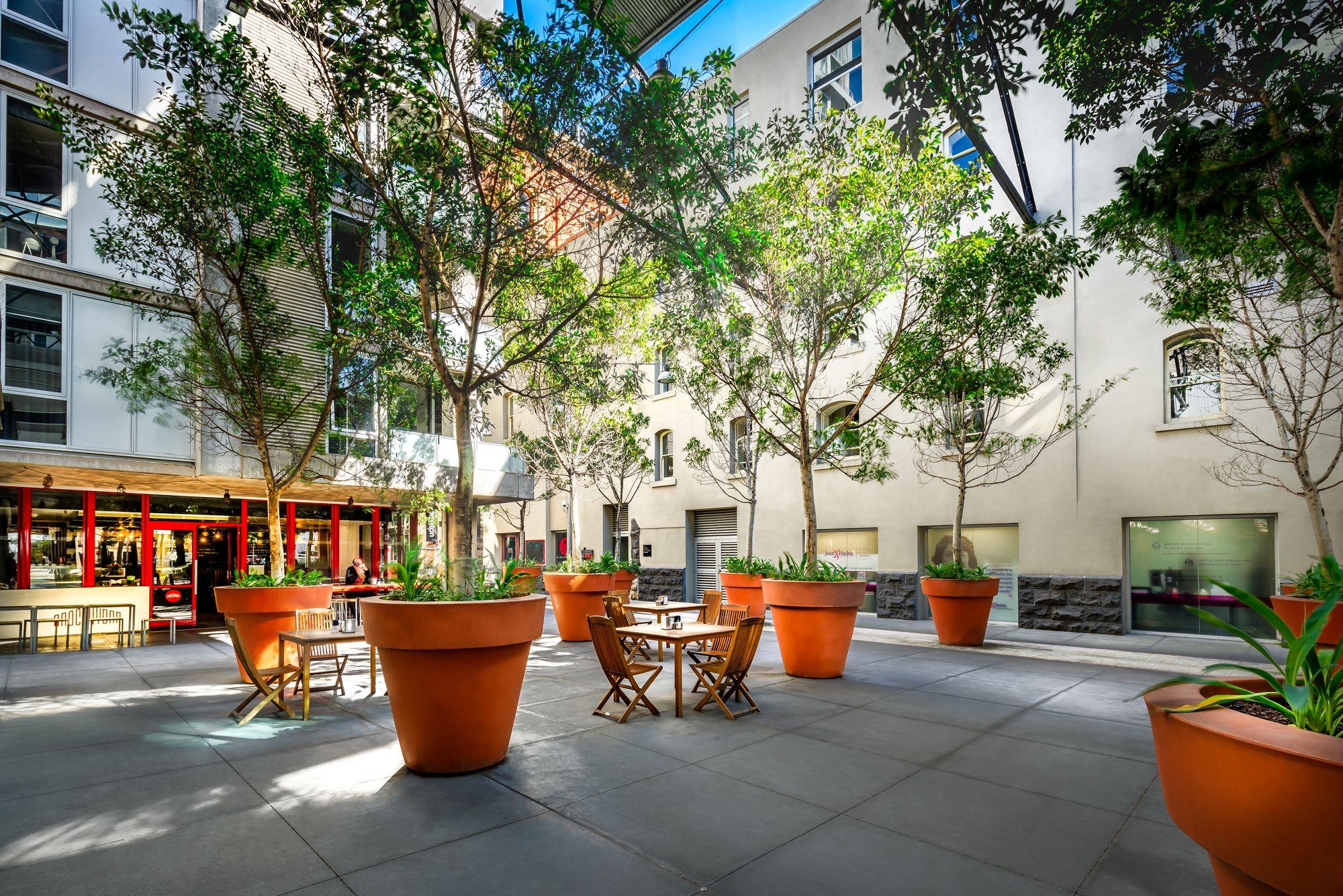 Restaurant Tribeca Serviced Apartments Melbourne