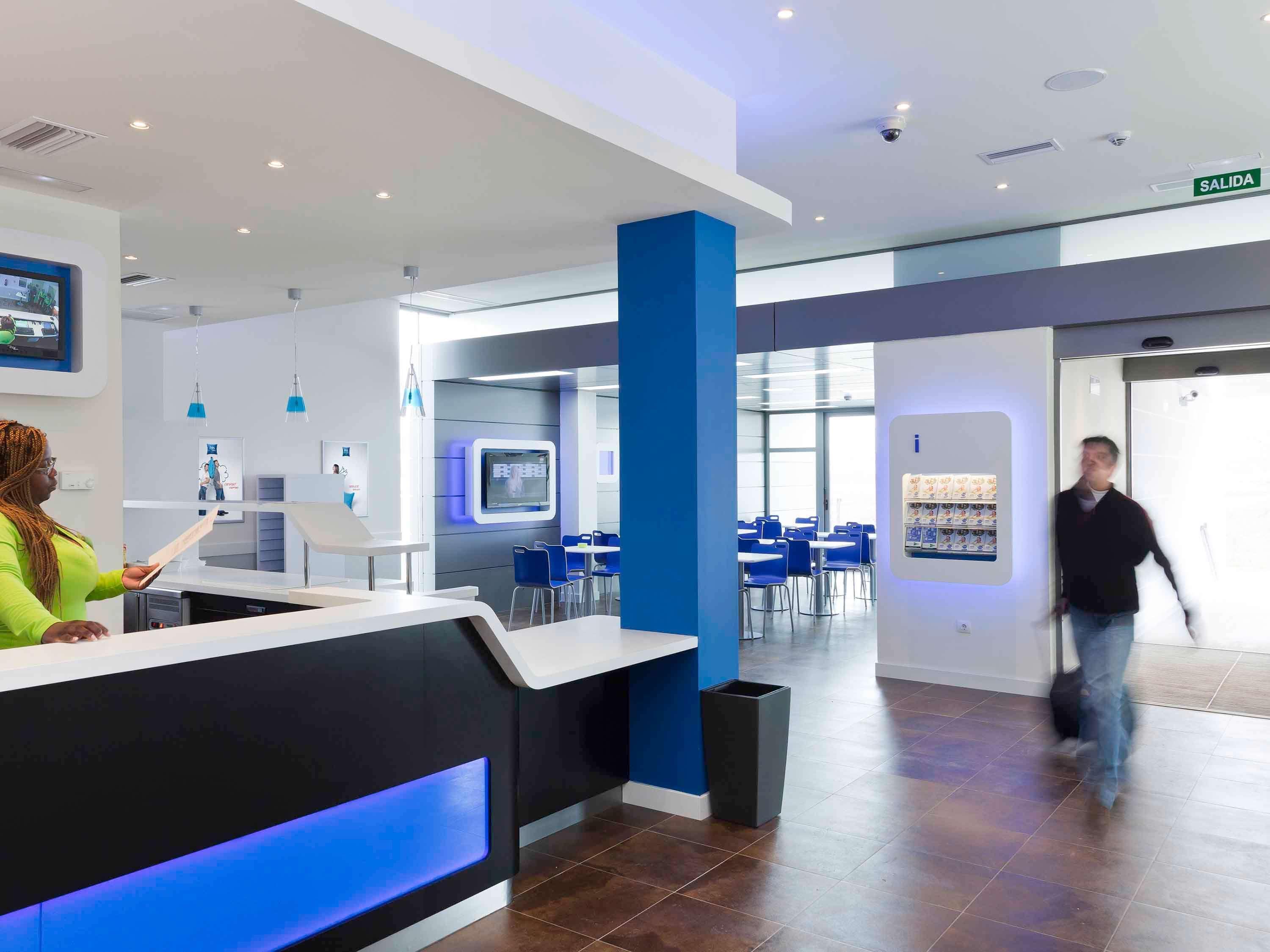 Vista Lobby Ibis Budget Madrid Vallecas