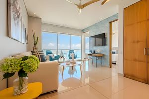 Arriendo temporal - Luxury H2/ Piso 19/ Sea Bay View & Historic Center