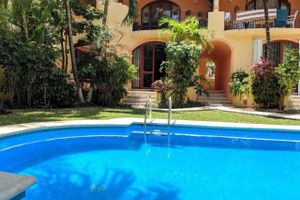 Alquiler Vacacional - GEM w Pool near BEACHes & 5th Ave. Hi-speed Wifi, Top-Notch  LOCATION. KIDs OK!