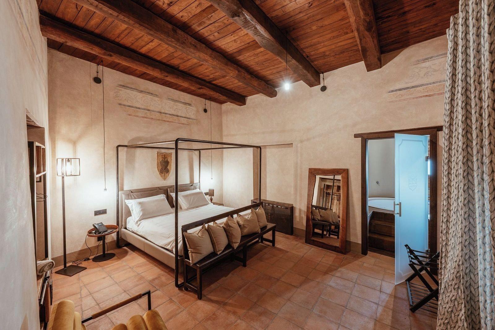 Equipamiento de Habitación Castello di Rocca Cilento