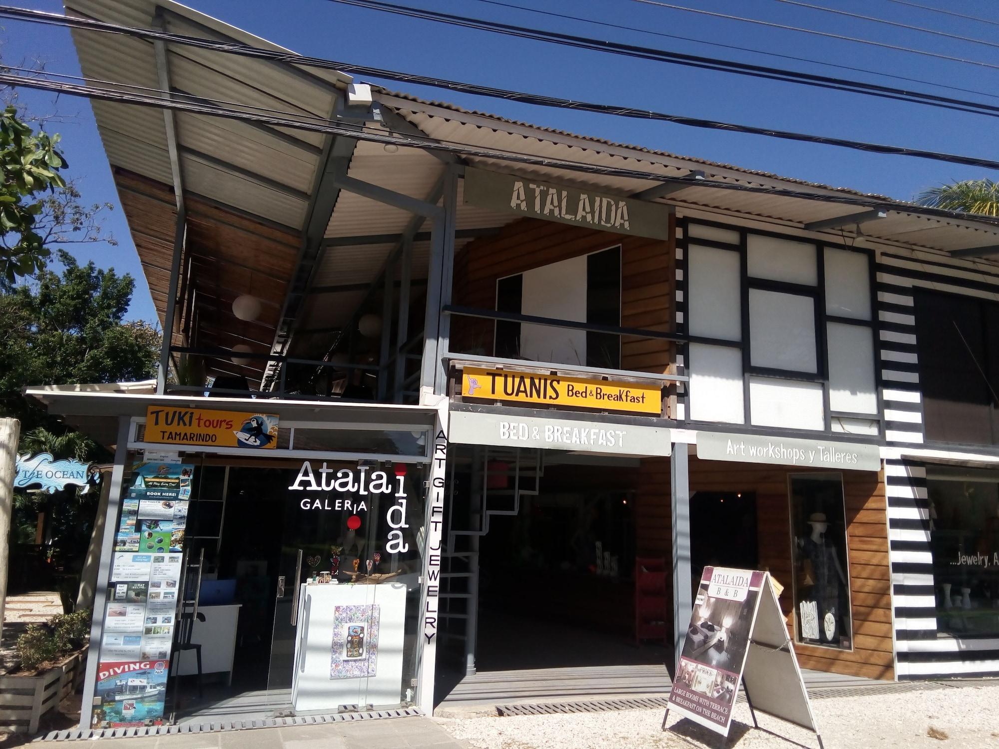 Varios Tuanis B&B Tamarindo