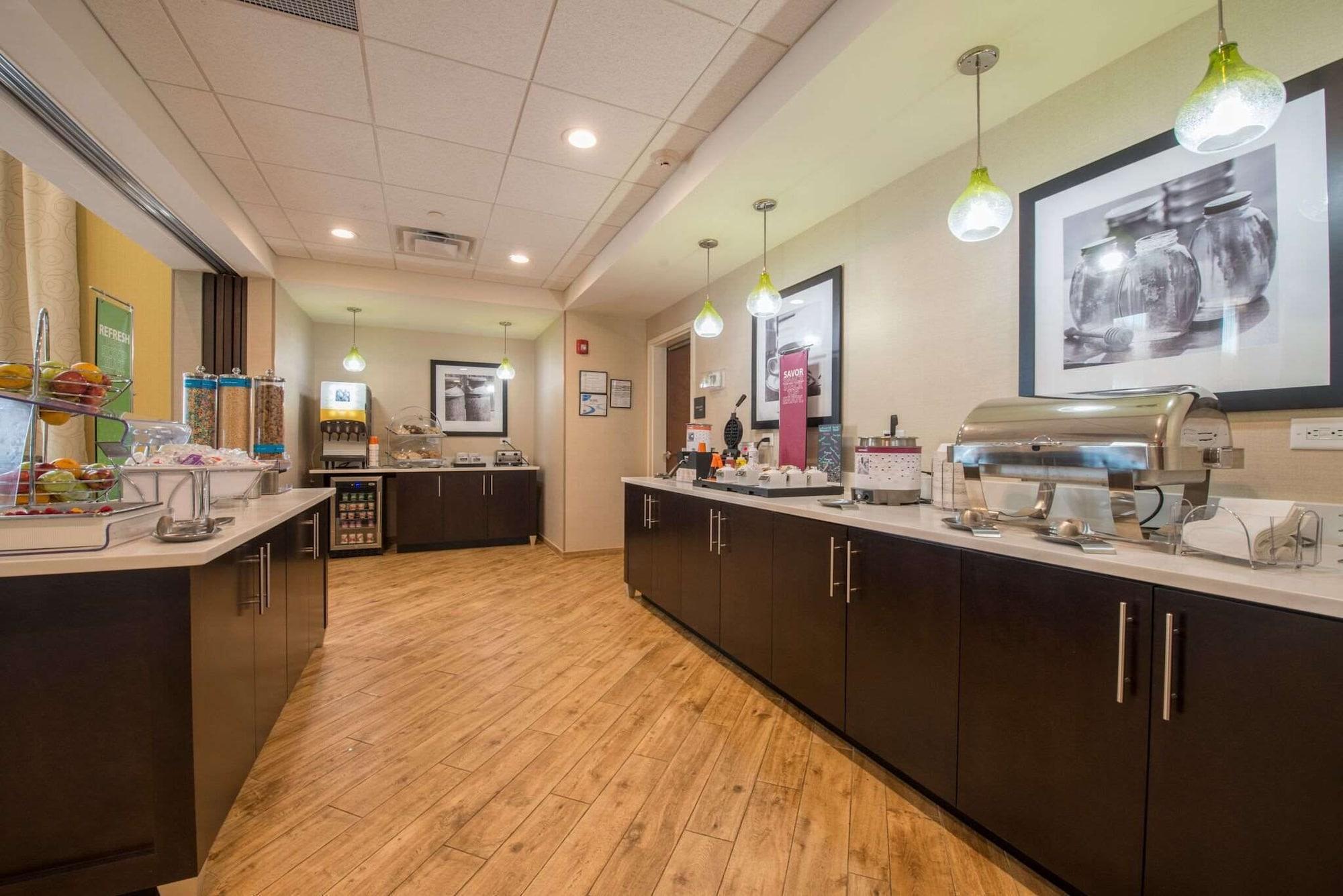 Restaurant Hampton Inn Waynesboro