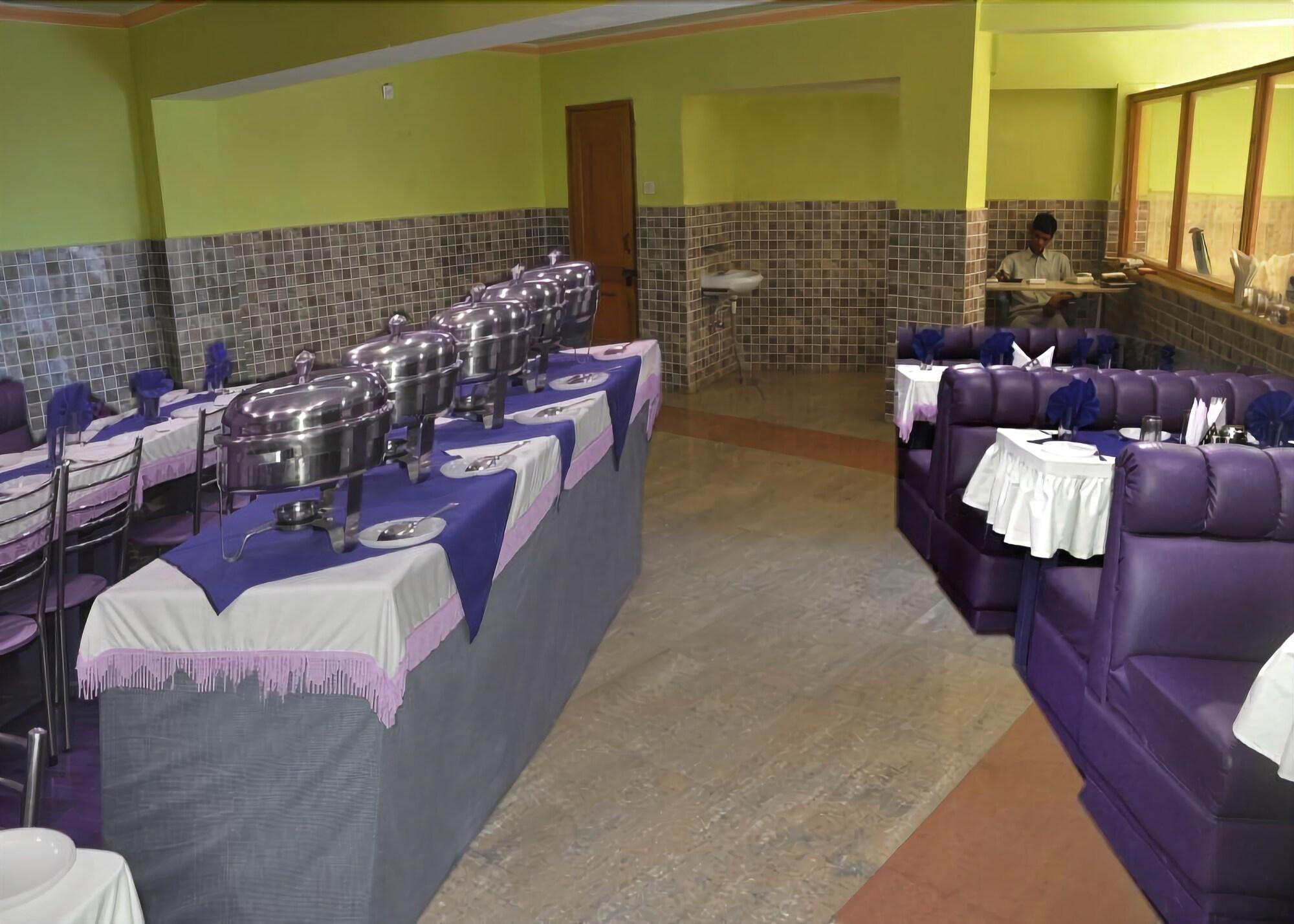 Restaurant Hotel Maa Saraswati