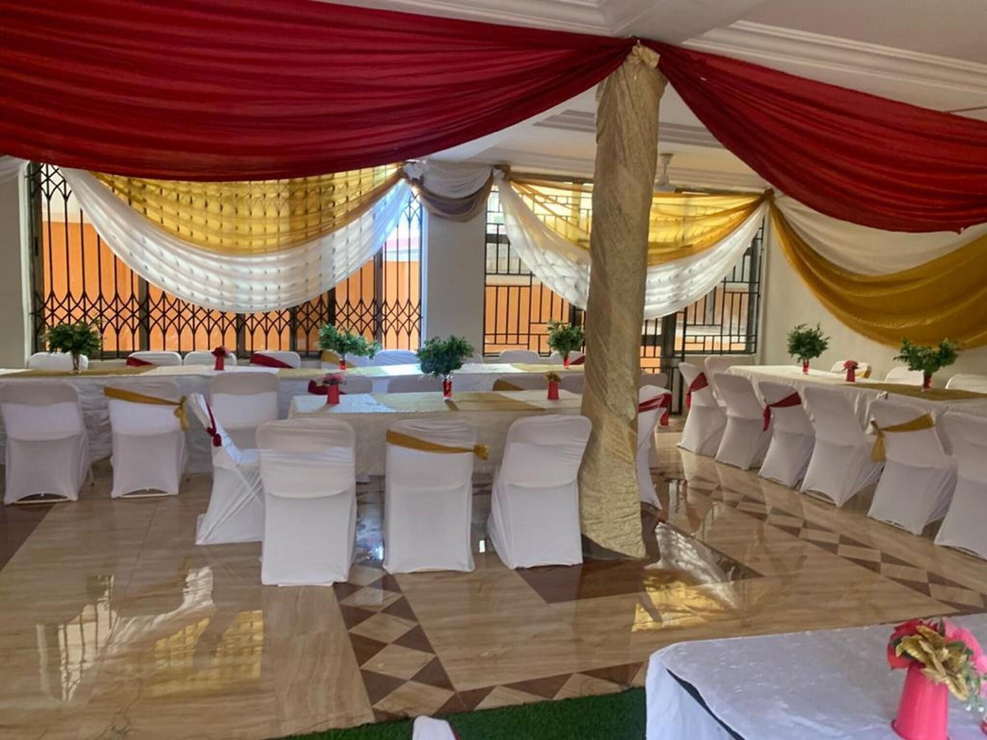 Restaurant SWATSON HOTEL