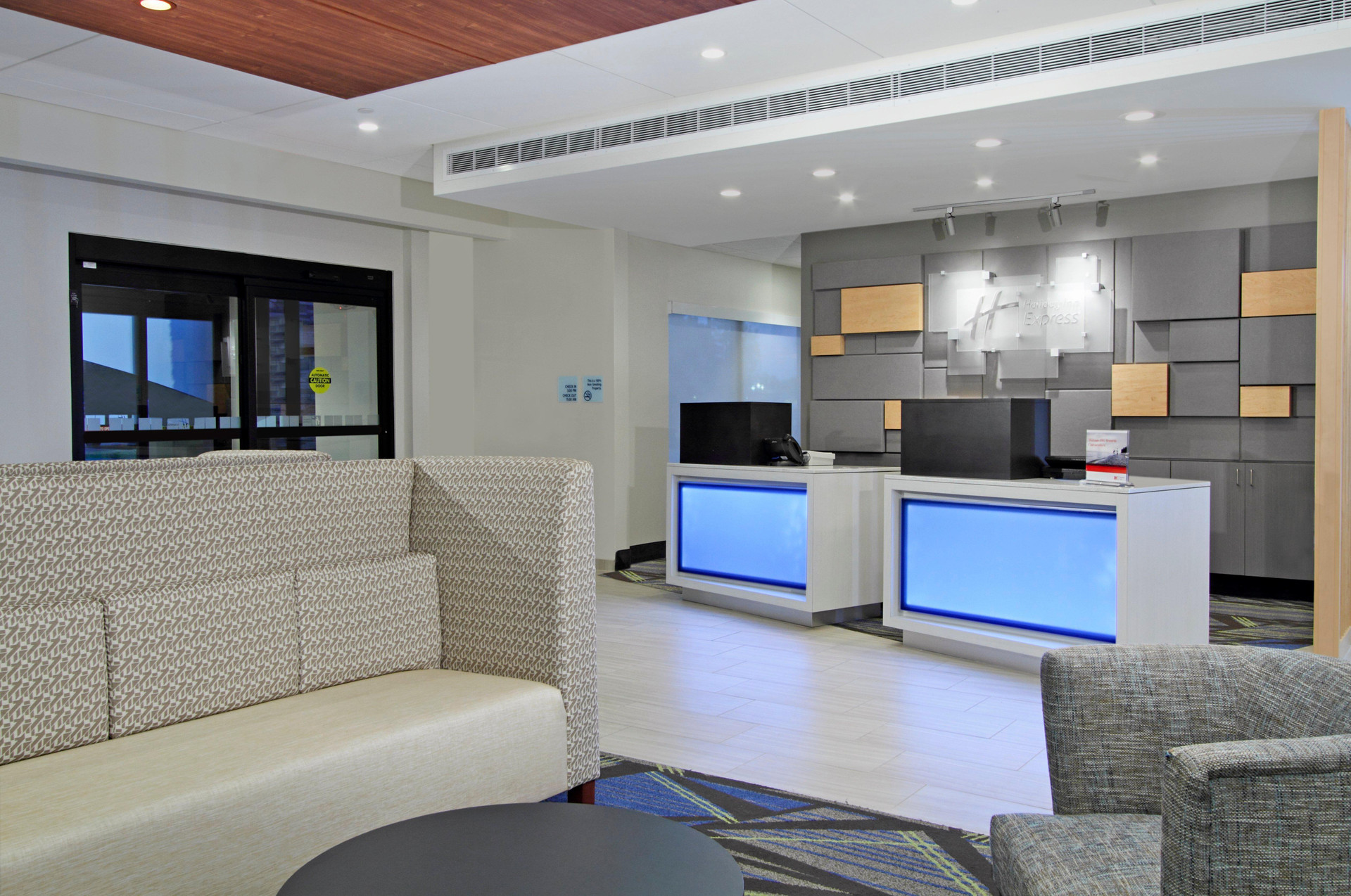 Vista Lobby Holiday Inn Express Jasper by IHG