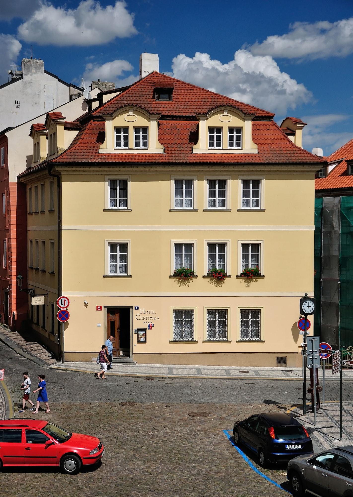 Vista Exterior Hotel Čertovka