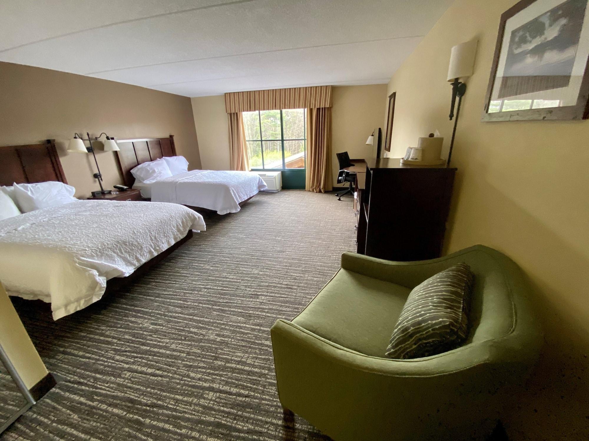 Habitación Hampton Inn & Suites Lake George