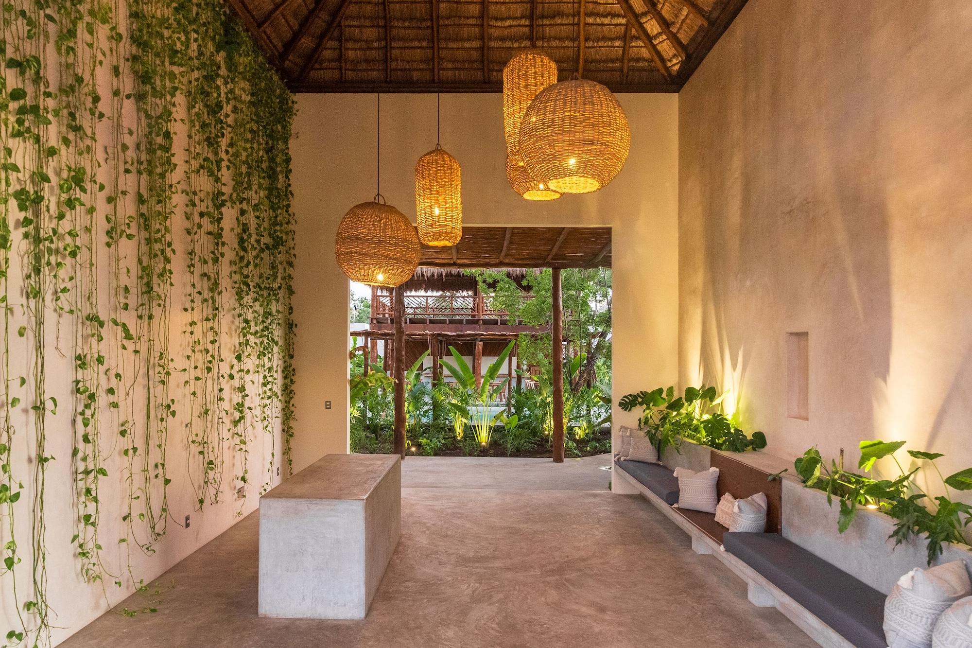 Vista Lobby Zenses Wellness and Yoga Resort - Adults Only