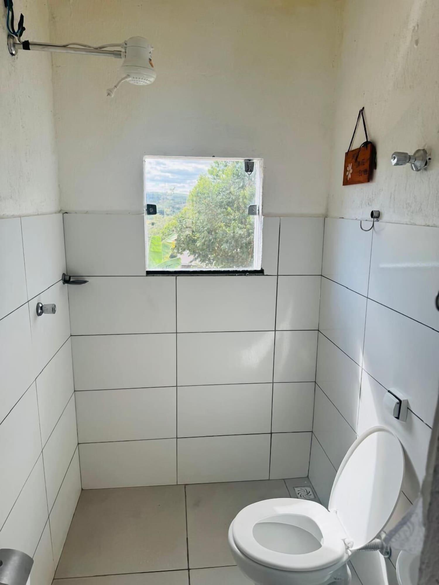 Comodidades do quarto Pousada Dona Terezinha
