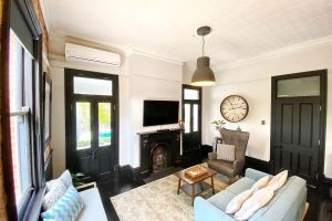 Alquiler Vacacional - Adelaide 5 Star Luxury Pool Villa Apartment at Hollidge House