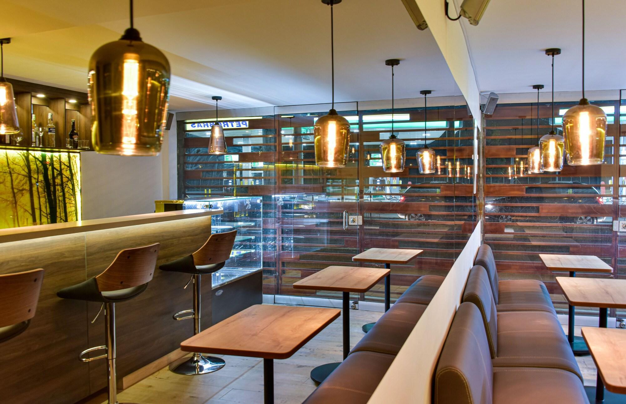 Bar/Salón Casa Lua Spa
