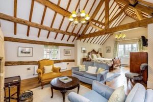 Alquiler Vacacional - Recently refurbished large country house