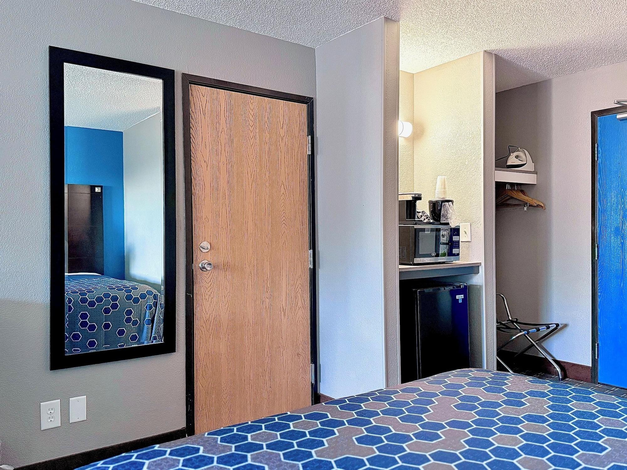 Set de Habitación American Inn Cedar Rapids South