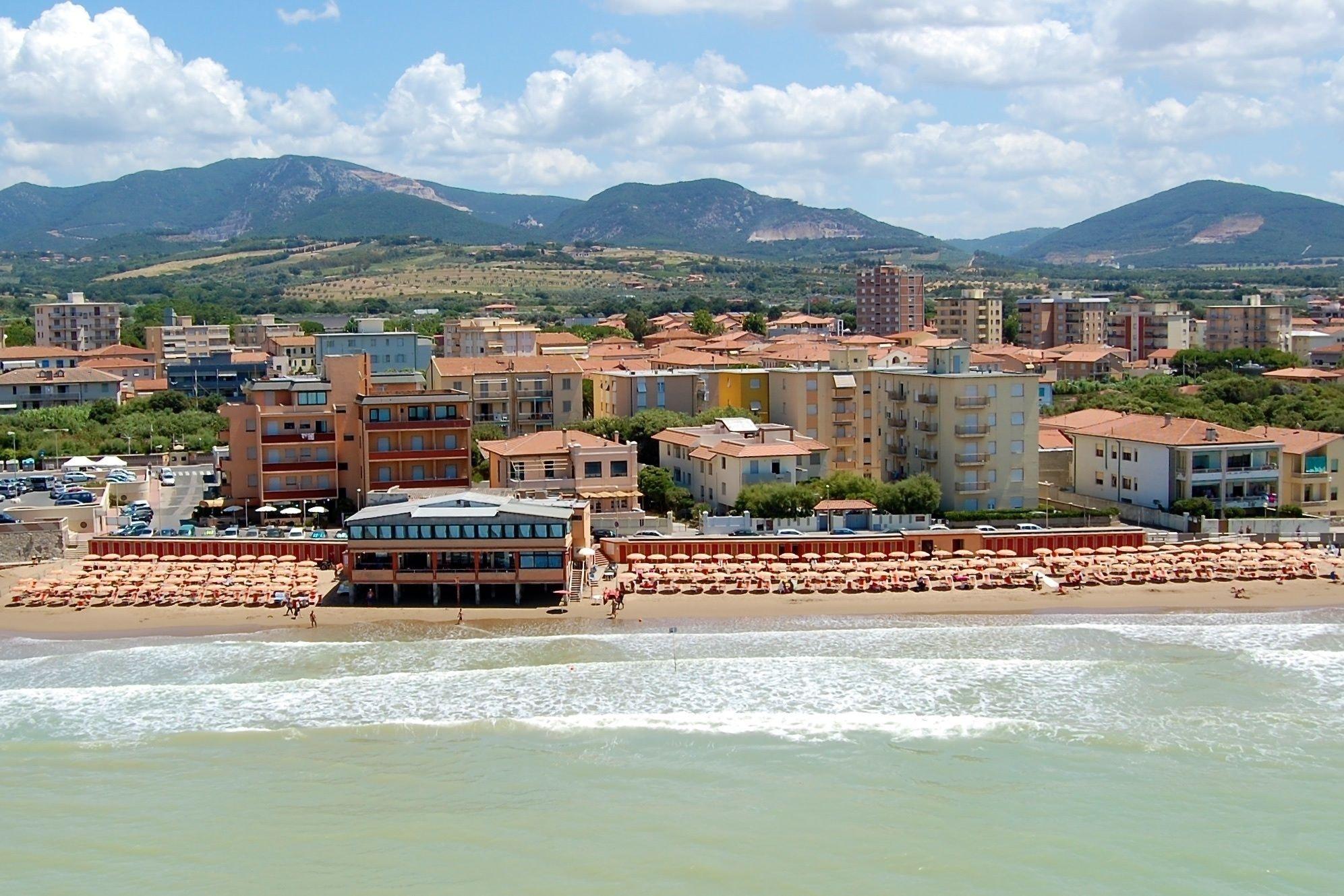 Vista Exterior Hotel Il Delfino