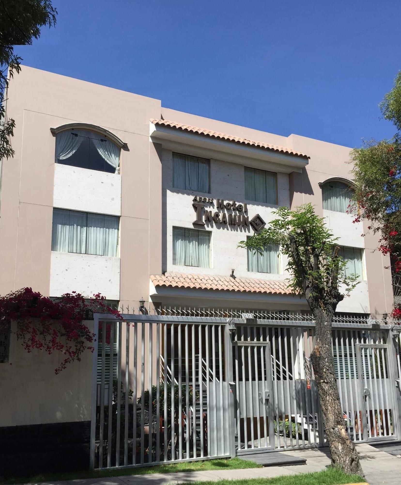 Vista Exterior Apart Hotel Incamin