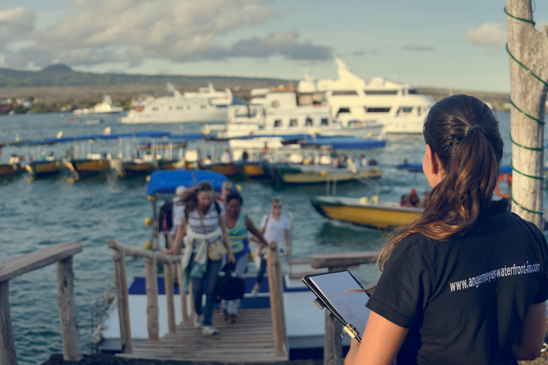 Vista Lobby Angermeyer Waterfront Inn