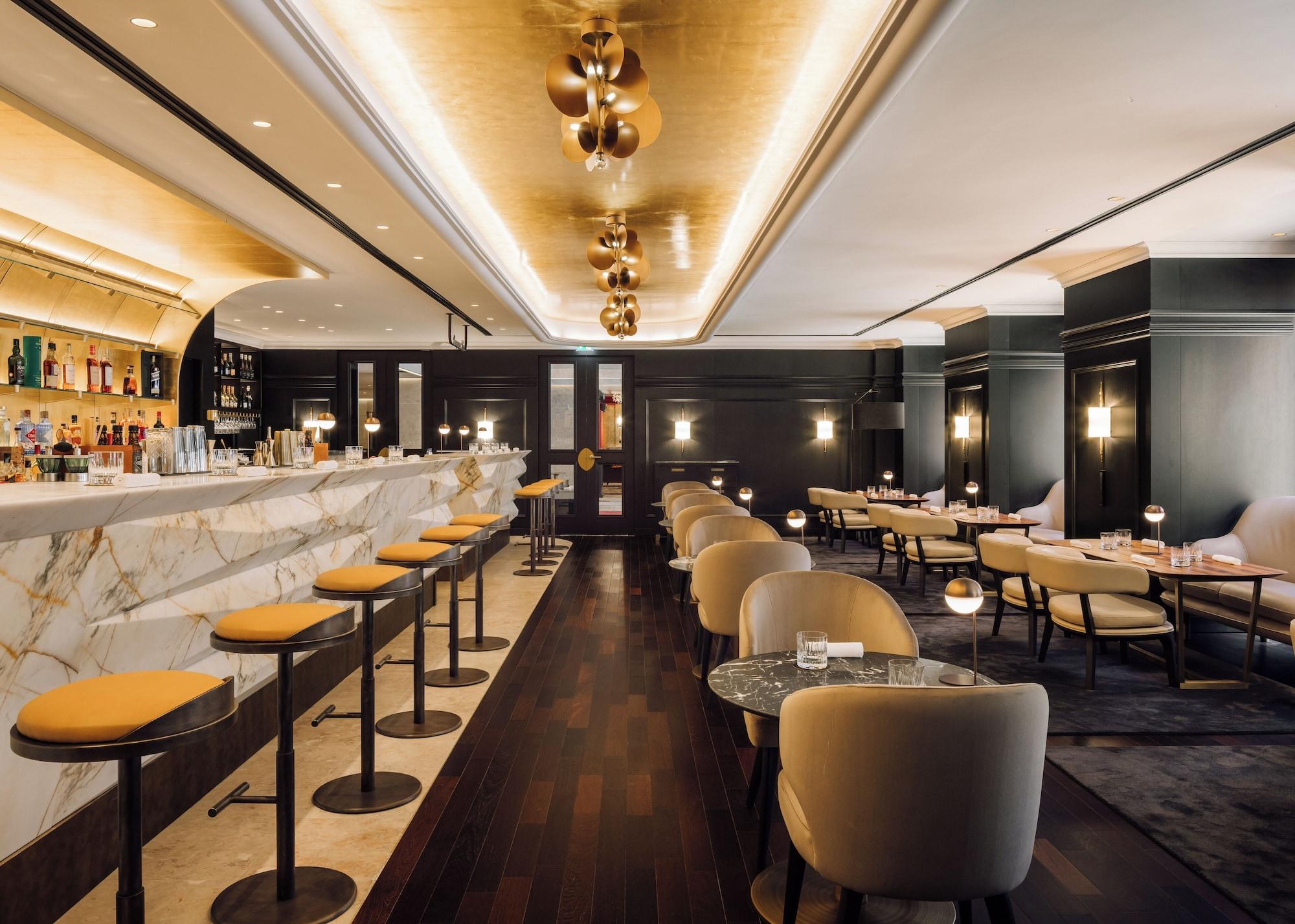 Restaurant MYTHIC SANA Downtown Suites - New Opening