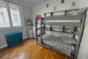Alquiler Vacacional - Eiffel Tower view - refurbished charming & cosy