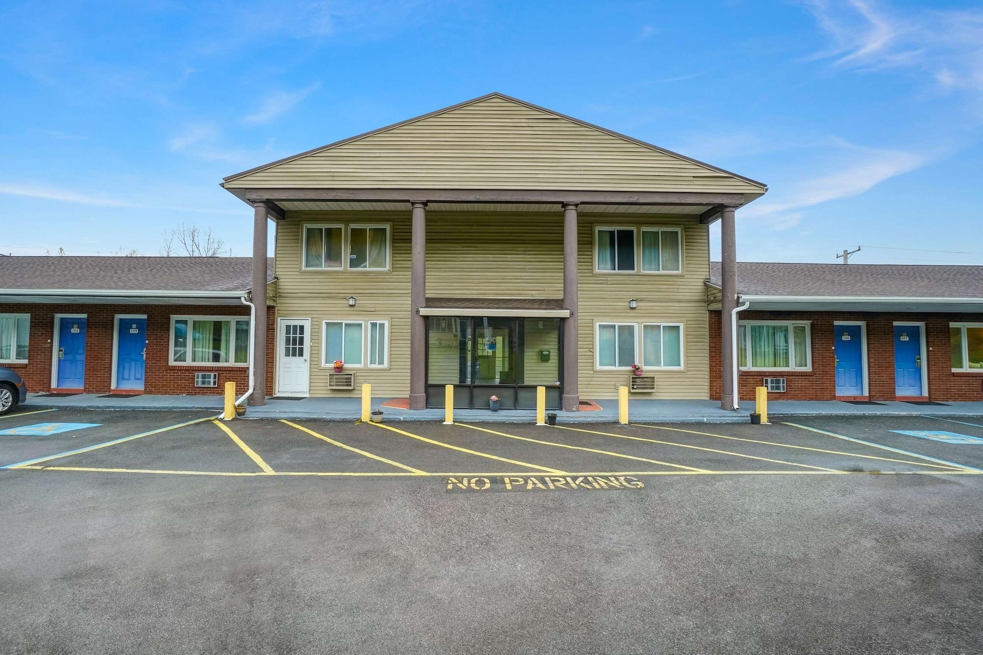 Vista Exterior Motel 6 Ilion, NY