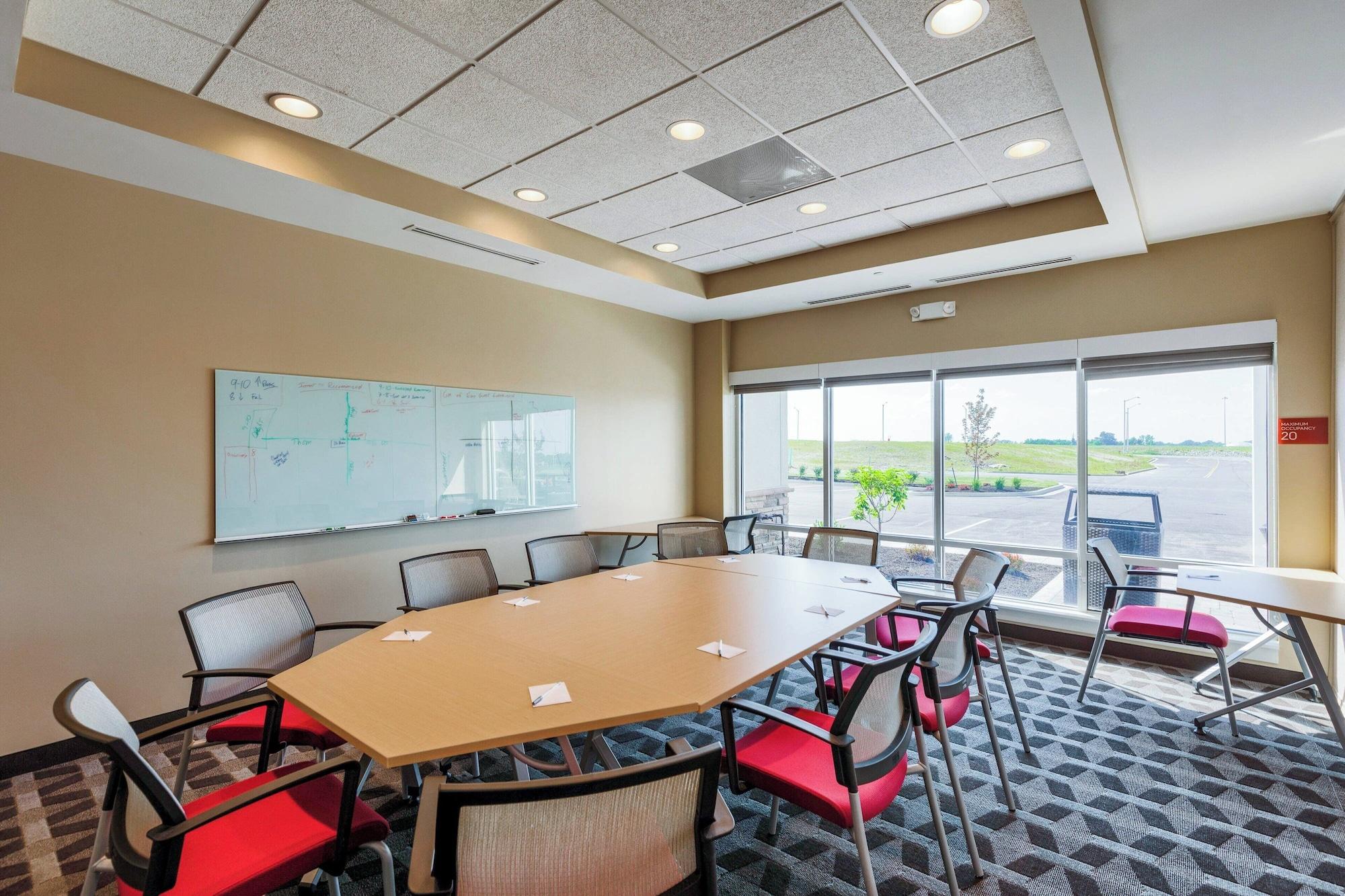 Sala de Reuniones TownePlace Suites by Marriott Owensboro
