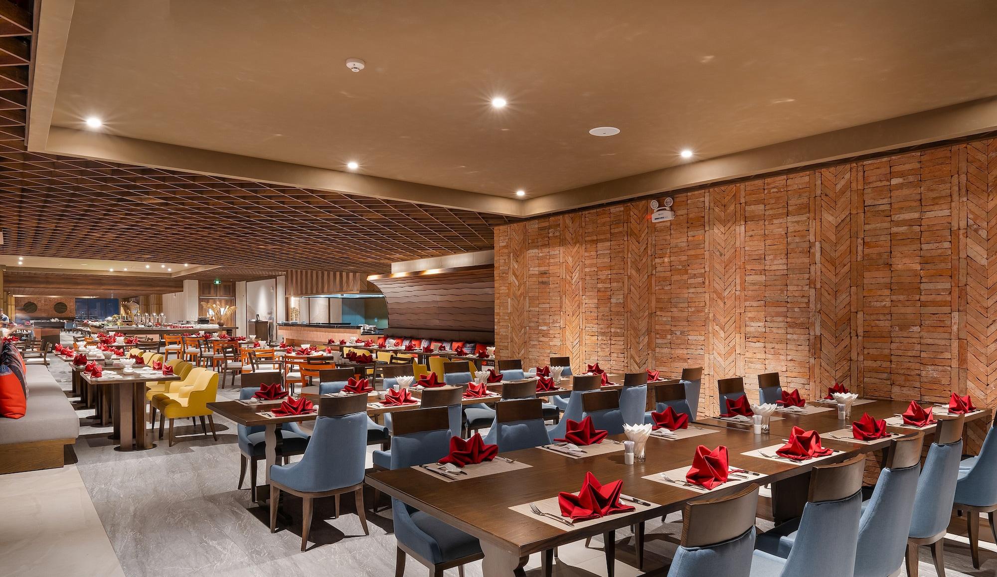 Restaurant Mandala Hotel & Spa Phu Yen - 24-hour stay