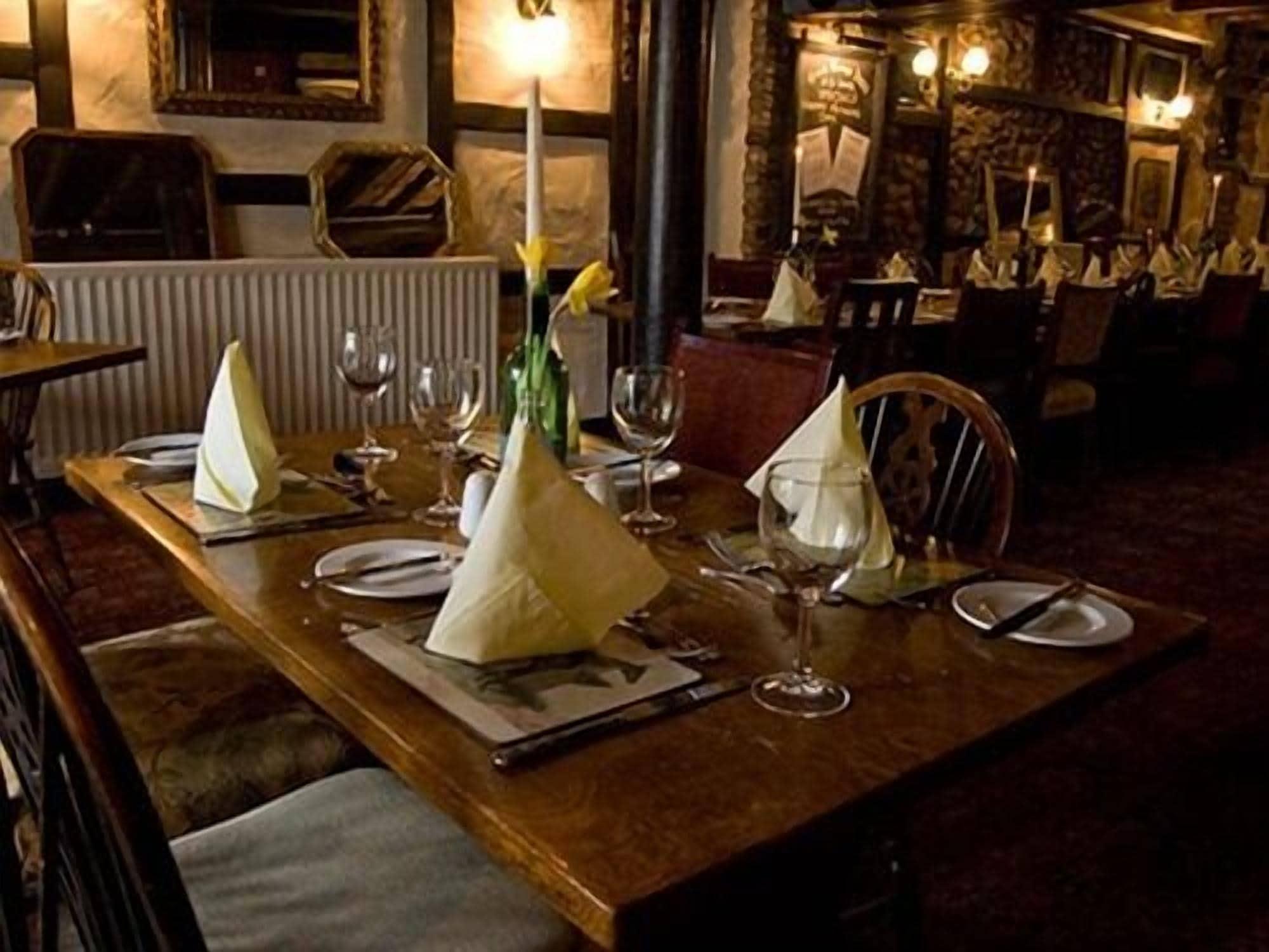 Restaurant Dun Cow Inn