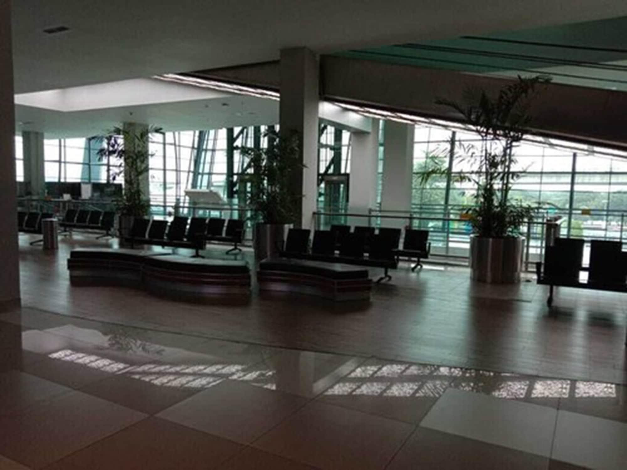 Vista Exterior PassGo Digital Airport Hotel Terminal 3 Soekarno Hatta