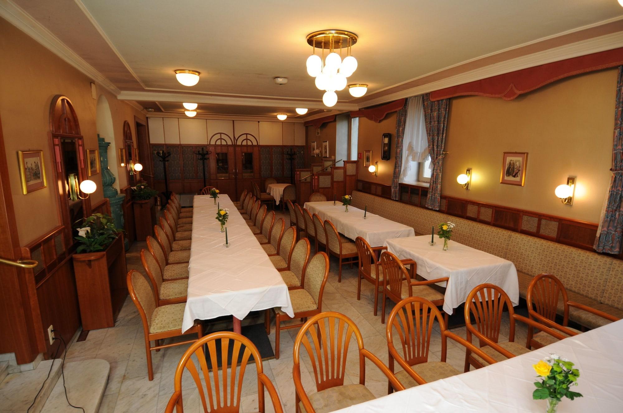 Bar/Salón Hotel Bergwirt Schönbrunn