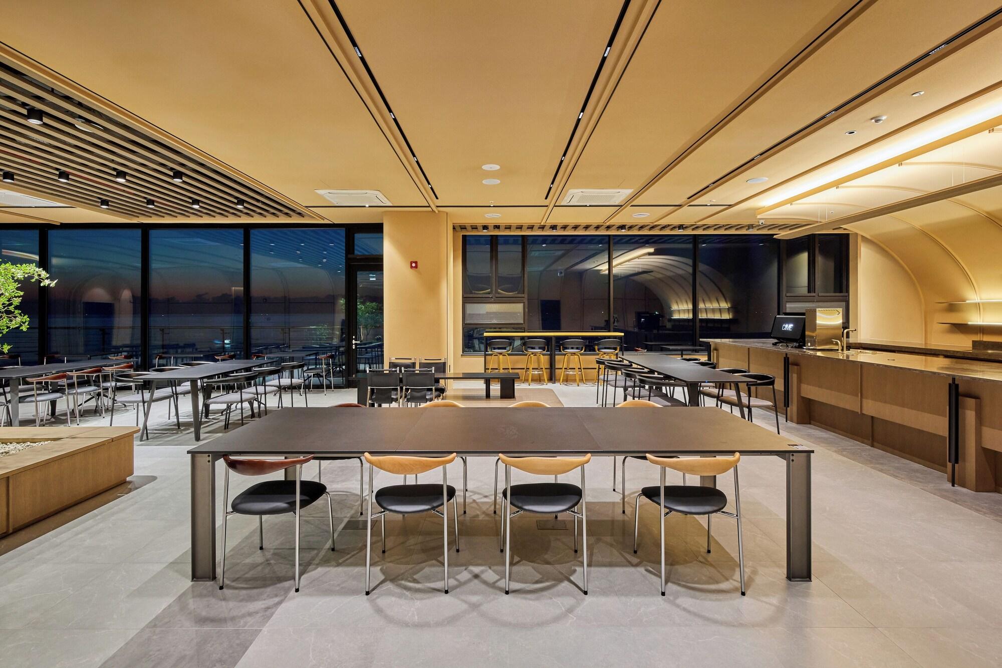 Bar/Salón Ramada Sokcho Hotel