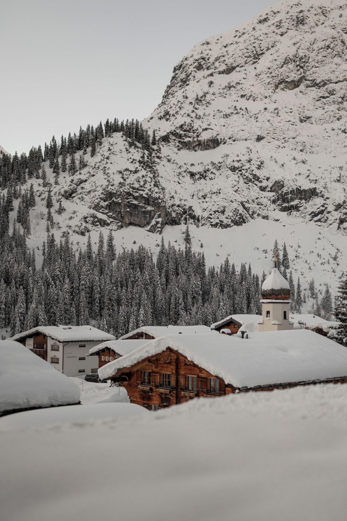 Varios Balma Restaurant | Suites