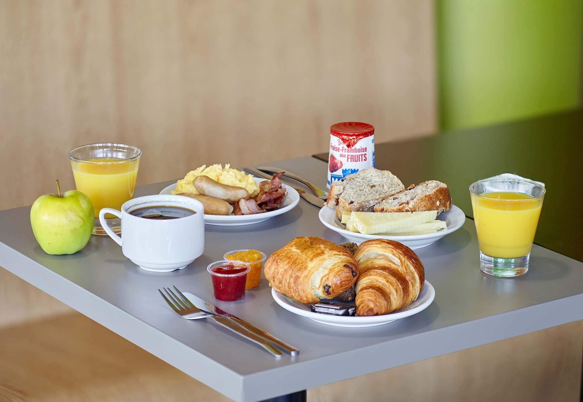 Restaurant B&B HOTEL Paris Roissy CDG Aéroport